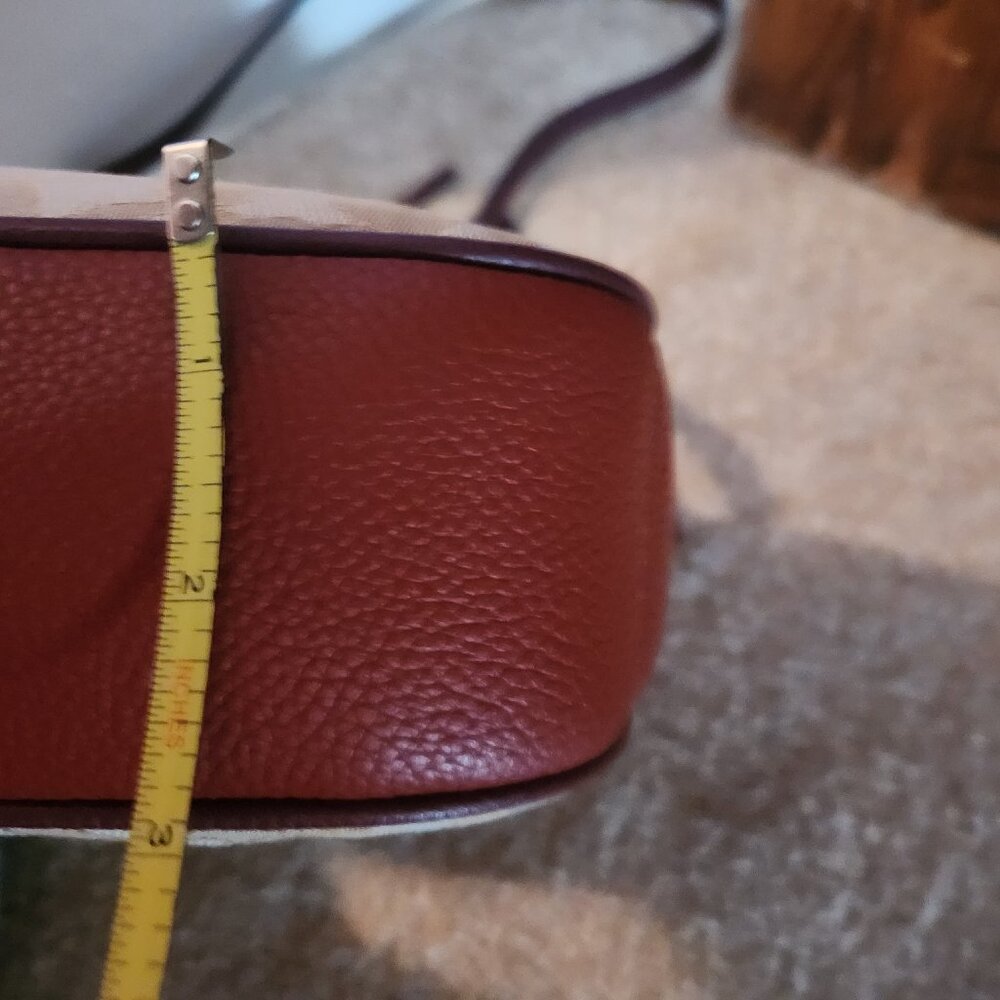 NWT Signature Coach Chaise Khaki Jacquard & Wine Leather Purse - Picture 10 of 14